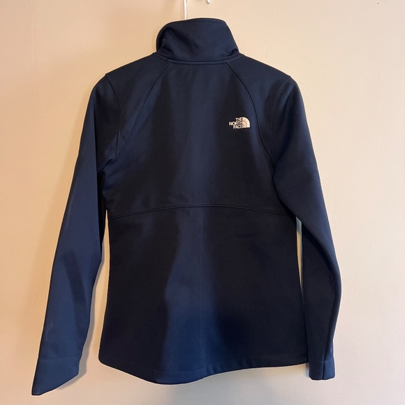 The North Face Wind Wall Jacket - Picture 3 of 3